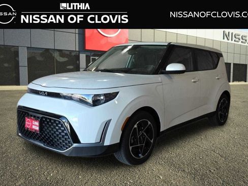 Used 2025 Kia Soul EX image 1