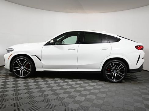 Certified 2023 BMW X6 M50i w/ Dynamic Handling Package image 2