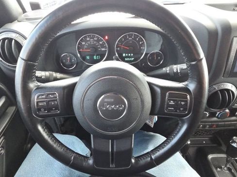 Used 2017 Jeep Wrangler Sport image 30