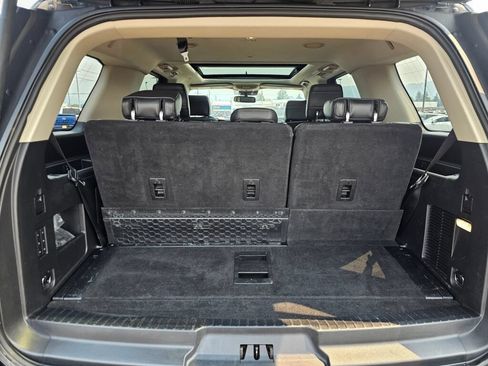 Used 2018 Ford Expedition Platinum AWD/4WD image 15