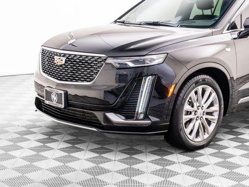 Used 2020 Cadillac XT6 Premium Luxury image 37