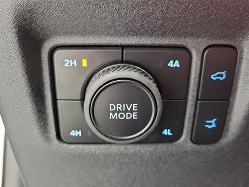 New 2025 Ford Expedition Max Platinum w/ Stealth Performance Package image 27