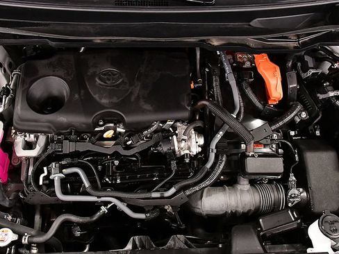 Used 2024 Toyota Sienna LE AWD/4WD image 34