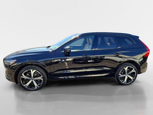 Certified 2023 Volvo XC60 T8 Ultimate w/ Protection Package Premier image 6