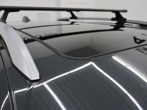 Used 2019 GMC Terrain SLT w/ Preferred Package image 4