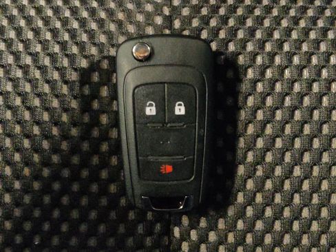 Used 2016 Chevrolet Equinox LS AWD/4WD image 32