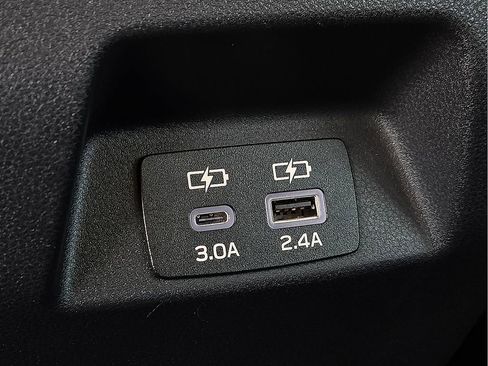 Certified 2025 Subaru Crosstrek 2.5i Limited image 11