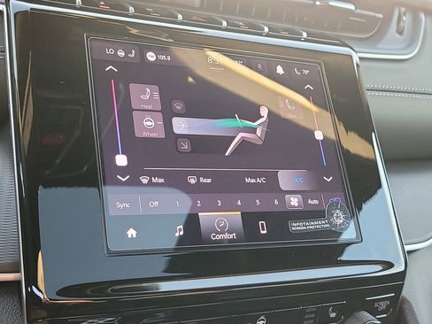 New 2025 Jeep Grand Cherokee Altitude image 23