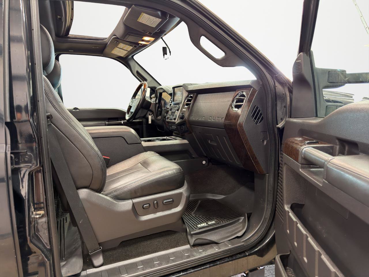 Used 2016 Ford F450 Platinum AWD/4WD image 26