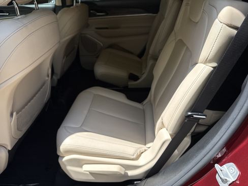 Used 2021 Jeep Grand Cherokee L Limited RWD image 20