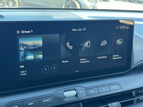 Used 2025 Kia K4 LXS image 12