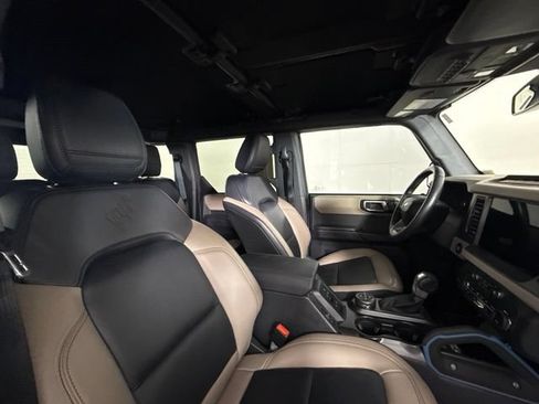 Used 2024 Ford Bronco Wildtrak AWD/4WD image 32