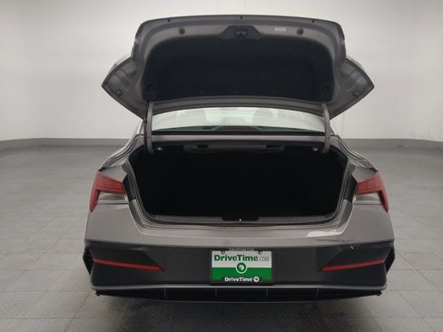 Used 2025 Hyundai Elantra SEL FWD image 29