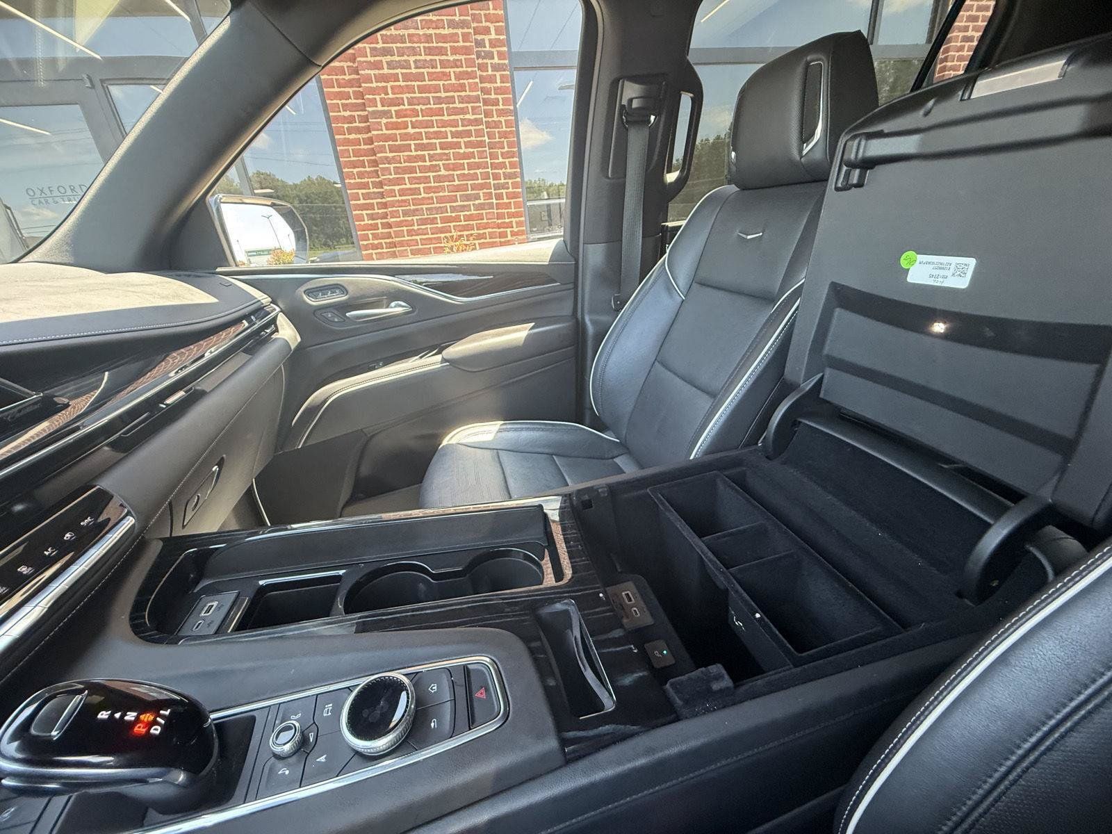 Used 2021 Cadillac Escalade ESV Sport w/ Driver Assist Tech Package AWD/4WD image 9