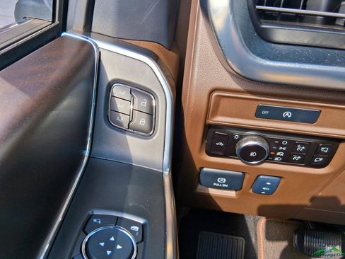 Used 2025 Ford F150 King Ranch w/ FX4 Off-Road Package AWD/4WD image 21