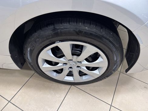 Used 2024 Toyota Corolla LE image 10