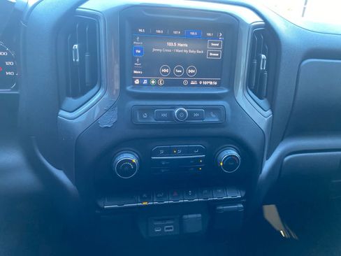 Used 2021 Chevrolet Silverado 1500 Custom RWD image 14