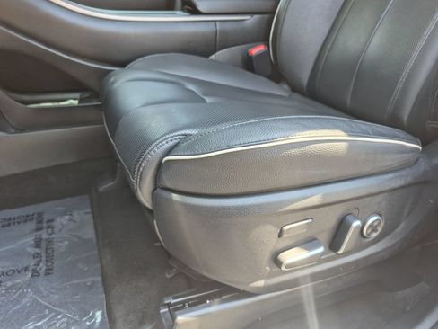 Used 2023 Hyundai Palisade Limited AWD/4WD image 12