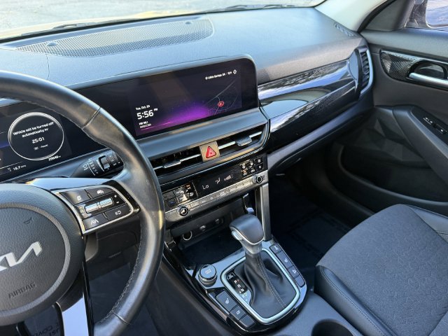 Certified 2024 Kia Seltos X-Line AWD/4WD image 21