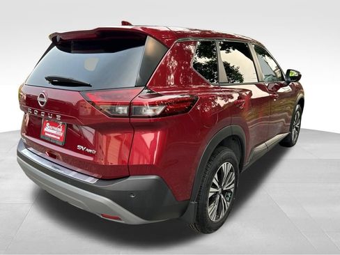 Used 2023 Nissan Rogue SV AWD/4WD image 5