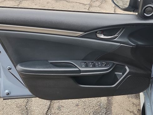 Used 2021 Honda Civic Sport image 13