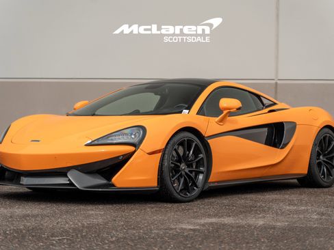 Used 2019 McLaren 570S Coupe image 3