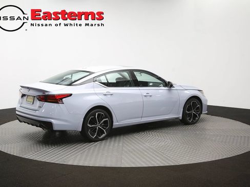 Used 2023 Nissan Altima 2.5 SR w/ SR Premium Package AWD/4WD image 40