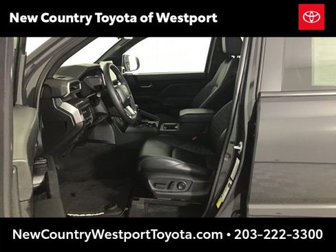 Certified 2024 Toyota Tacoma TRD Off-Road image 8