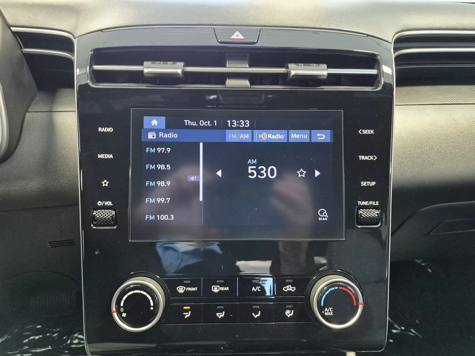 Used 2023 Hyundai Santa Cruz SE w/ Cargo Package AWD/4WD image 12