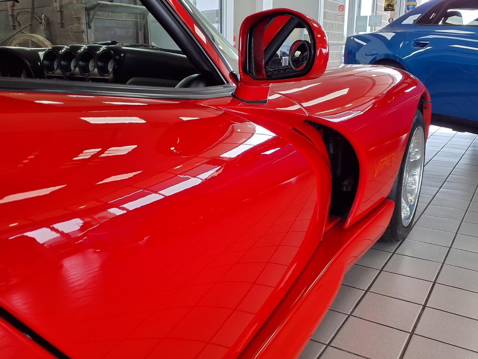 Used 1997 Dodge Viper GTS RWD image 29