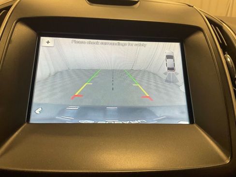 Used 2018 Ford Edge SEL w/ Equipment Group 201A image 16