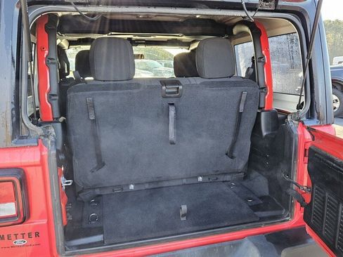 Used 2022 Jeep Wrangler Sport image 9