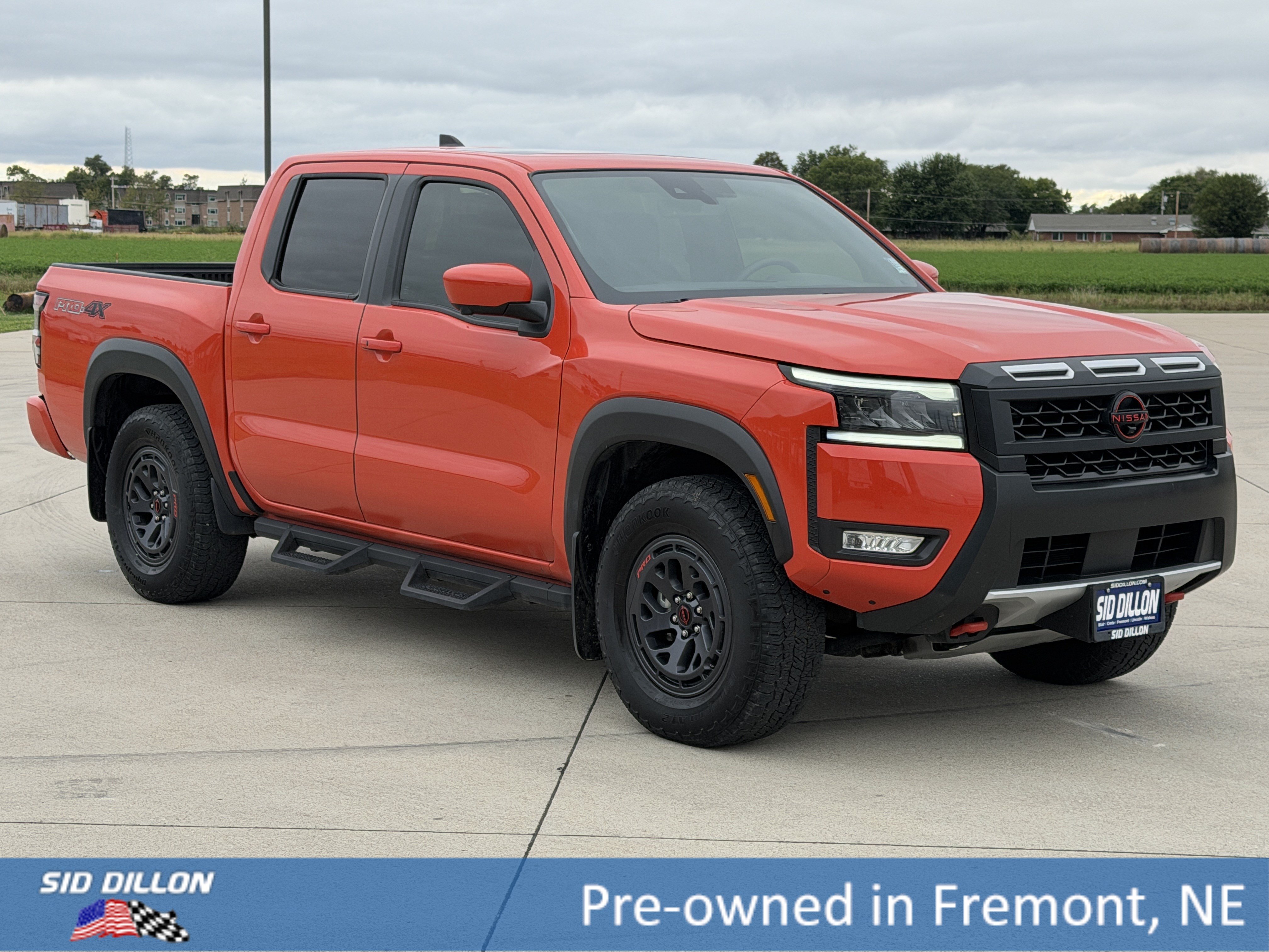 Used 2026 Nissan Frontier PRO-4X w/ Pro Premium Package AWD/4WD image 2