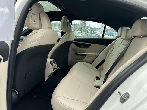 Used 2025 Mercedes-Benz C 300 4MATIC Sedan image 11