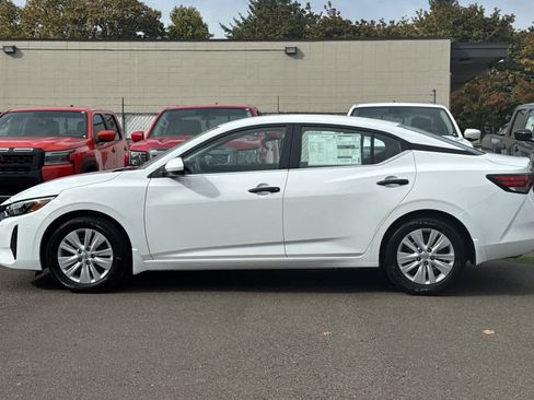 New 2025 Nissan Sentra S image 5