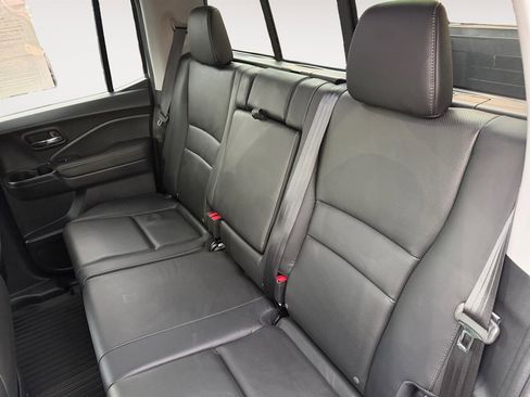 Used 2019 Honda Ridgeline RTL-T image 14