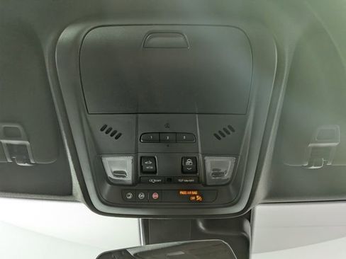 Used 2021 Cadillac XT4 Premium Luxury w/ Cold Weather Package image 26