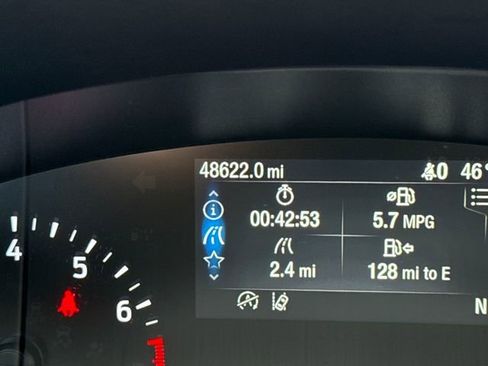 Used 2020 Ford Escape SE image 25