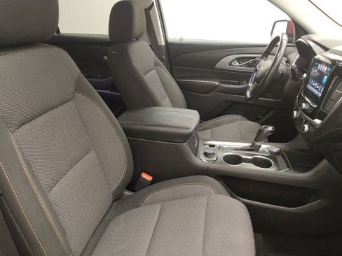 Used 2018 Chevrolet Traverse LT AWD/4WD image 21