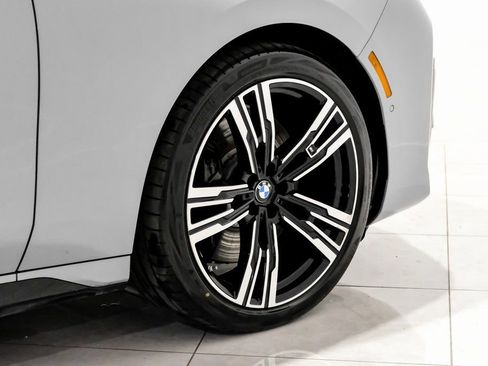 Used 2024 BMW 760i xDrive w/ Premium Package 2 AWD/4WD image 50