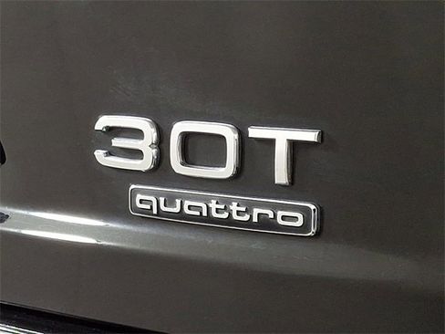 Used 2018 Audi Q7 3.0T Premium Plus image 31