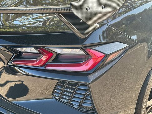 Used 2025 Chevrolet Corvette Stingray Coupe w/ Z51 Performance Package image 14