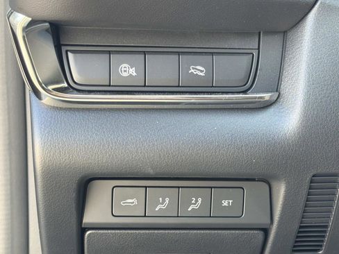 Used 2025 MAZDA CX-30 2.5 Turbo w/ Premium Package image 17