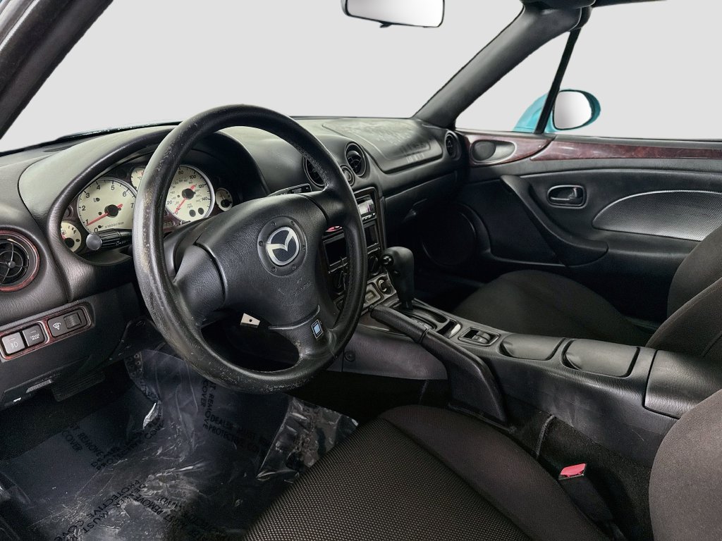 Used 2003 MAZDA MX-5 Miata RWD image 18
