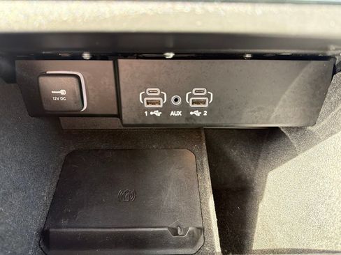 Used 2024 Jeep Wagoneer Series II w/ Flexible Seating Group AWD/4WD image 43