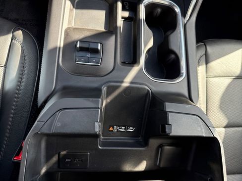 Used 2024 GMC Sierra 2500 Denali w/ Denali Reserve Package image 25