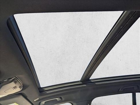 Used 2022 BMW X5 xDrive40i w/ Premium Package image 17