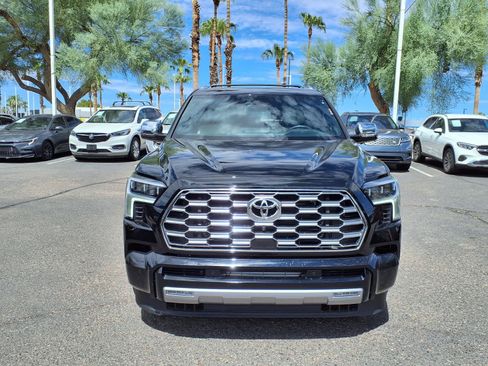 Used 2025 Toyota Sequoia Capstone AWD/4WD image 2