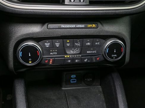 Used 2022 Ford Escape SEL w/ SEL Stealth AWD Package image 27