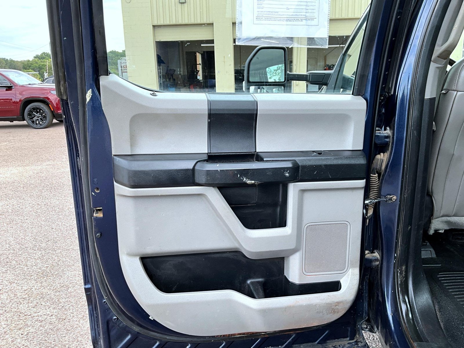Used 2018 Ford F350 XL RWD image 21